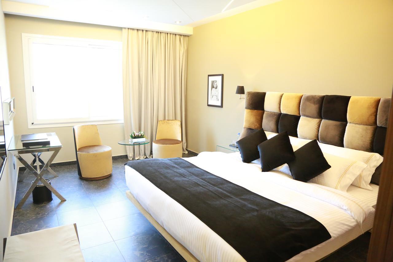 Royal Tulip Achrafieh Hotel Beirut Exterior photo