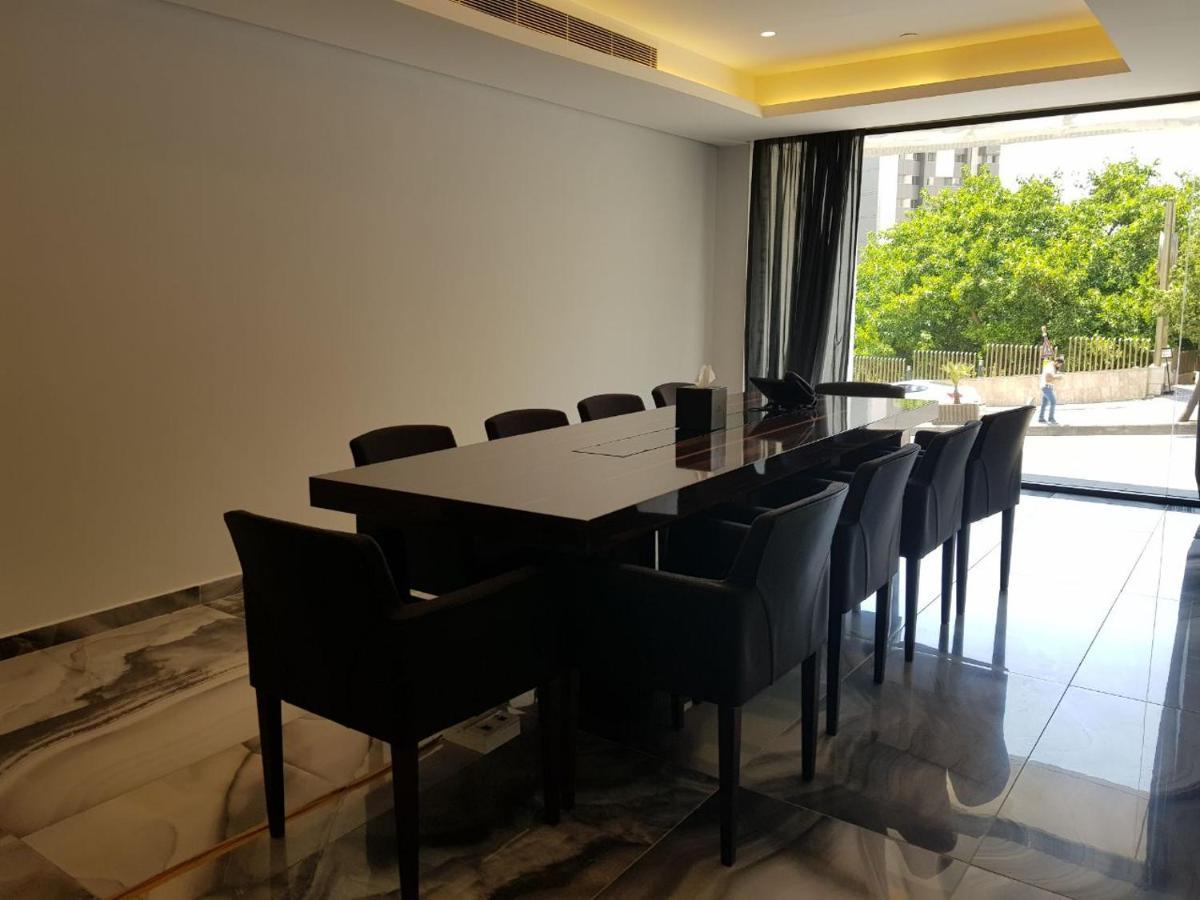 Royal Tulip Achrafieh Hotel Beirut Exterior photo